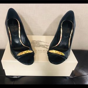 Burberry peep toe pumps